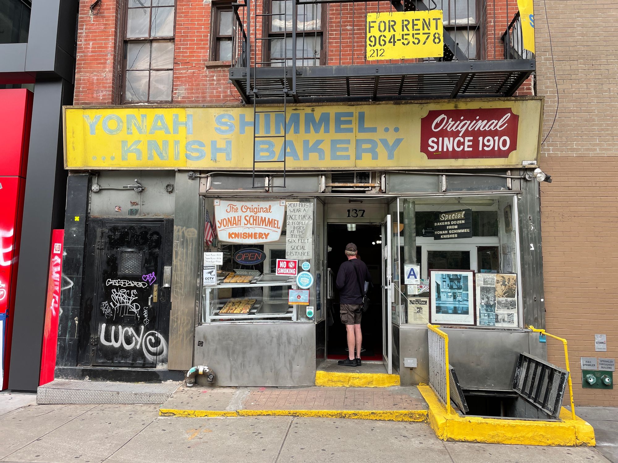An exterior shot of Yonah Shimmel's Knish Bakery.