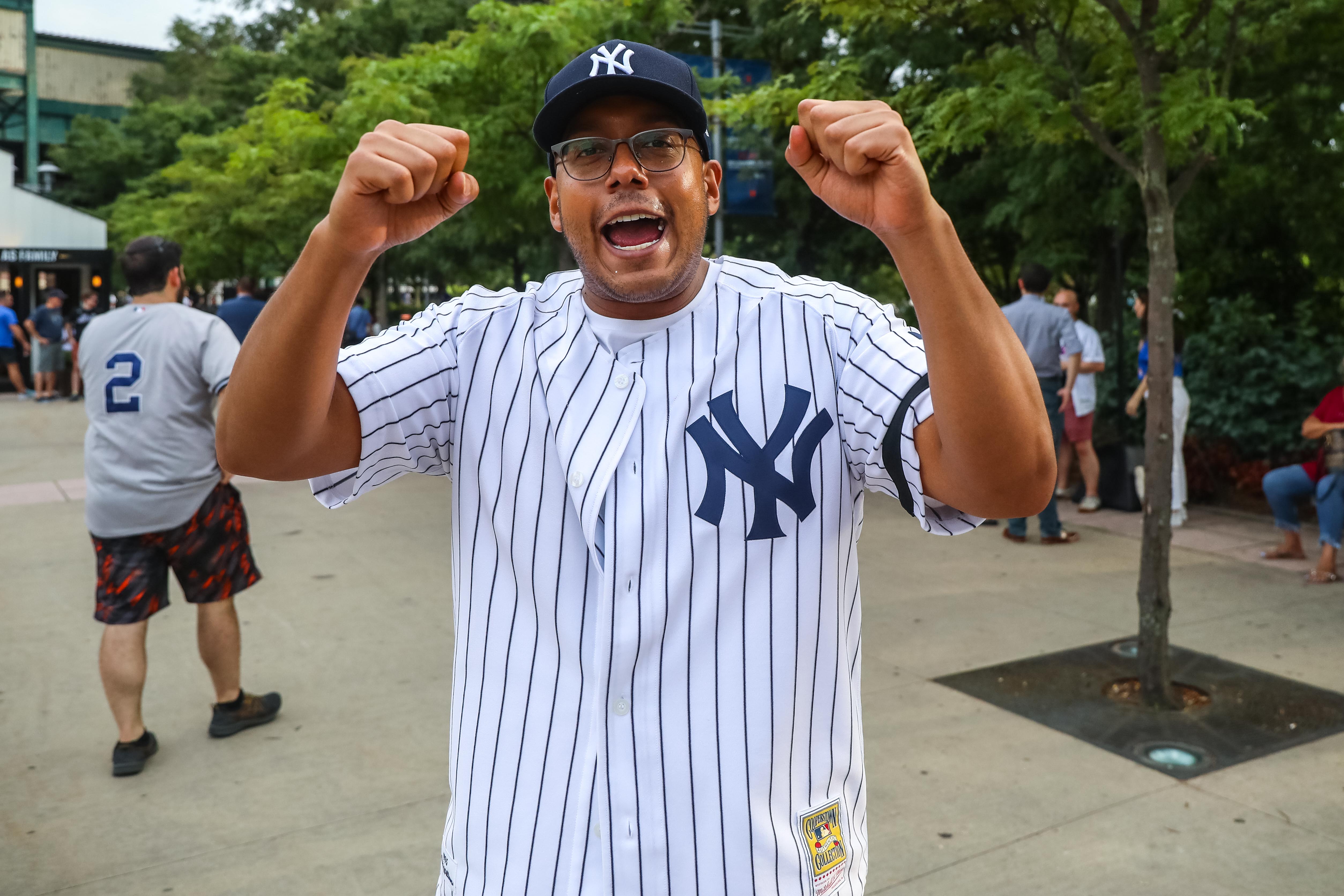 Subway Series Quiz: Is This a Yankees Fan or a Mets Fan? - Hell Gate